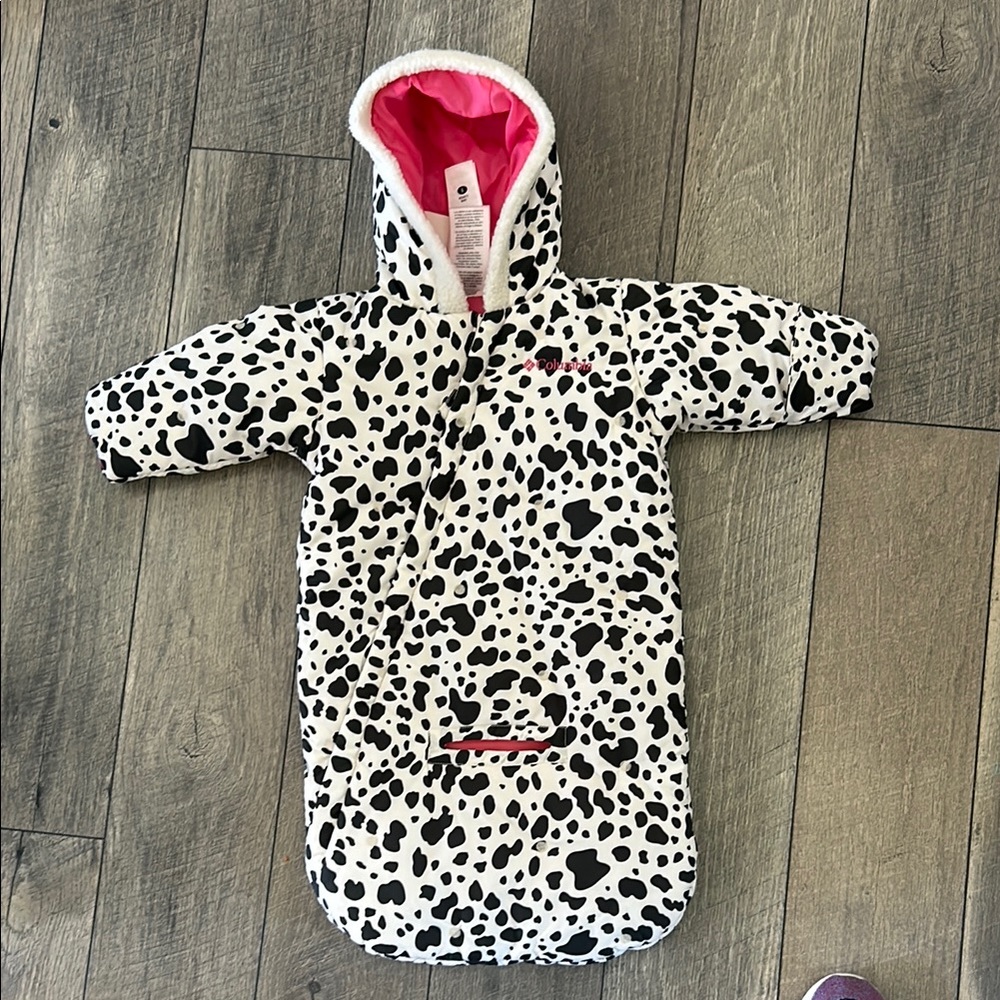 Columbia 0-6M Infant Winter Snowsuit Bunting Bag Cozy Dalmatian Print for Kids